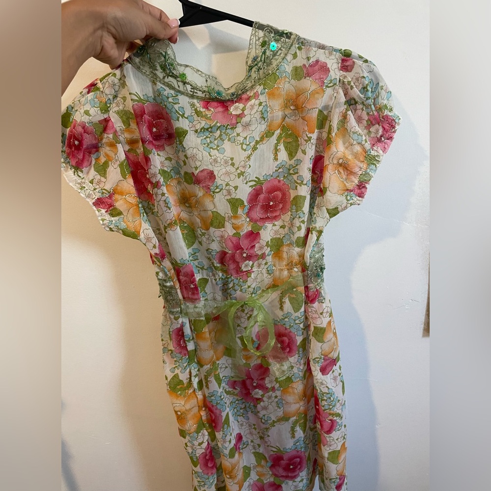 Fairy Floral Embroidered V-Neck blouse— Pink & Yellow Blooms - Picture 3 of 4